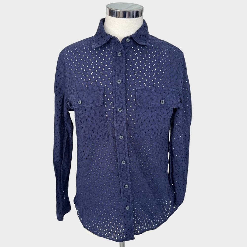 Banana Republic Dillon Shirt Womens Medium Blue Button Front Eyelet Long Sleeve